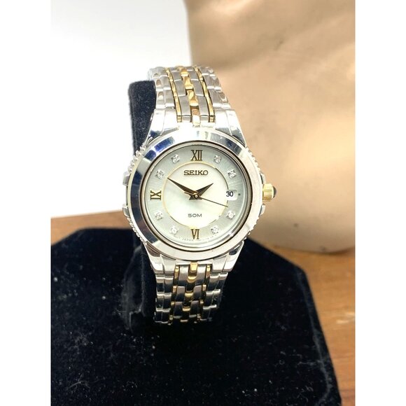 Seiko Women's Watch SXDA26 Quartz Diamond Mother of Pearl Dial 2-Tone Steel 26mm - Picture 13 of 14